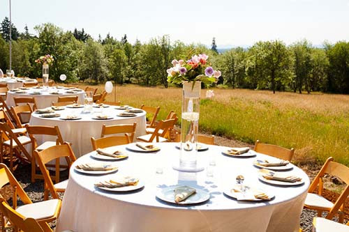  Premier 132 Round Tablecloth White