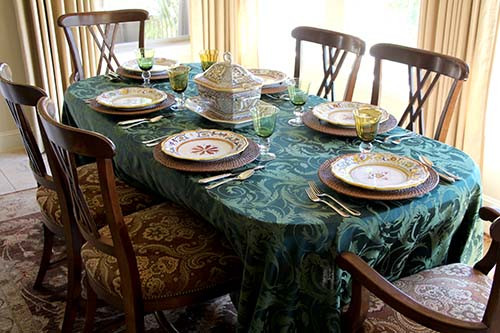 90 x 156 Melrose Rectangle Table Linens