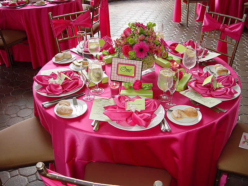 120 Round Duchess Tablecloth