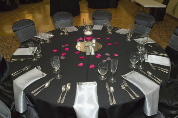 120 Round Duchess Tablecloth